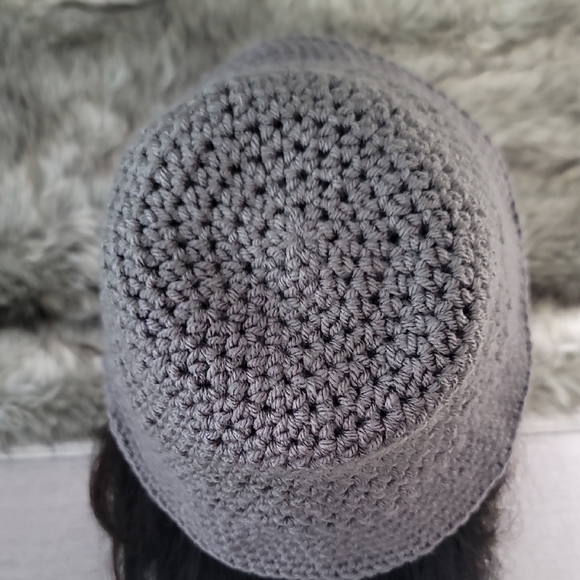 Gray Knit Women's Hat - Picture 6 of 14